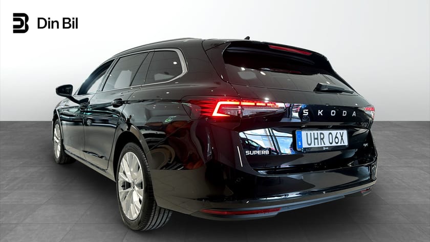 Bild 3 av Škoda Superb Kombi COMBI SELECTION 2,0 TDI 193 HK 7 VXL DSG 4X