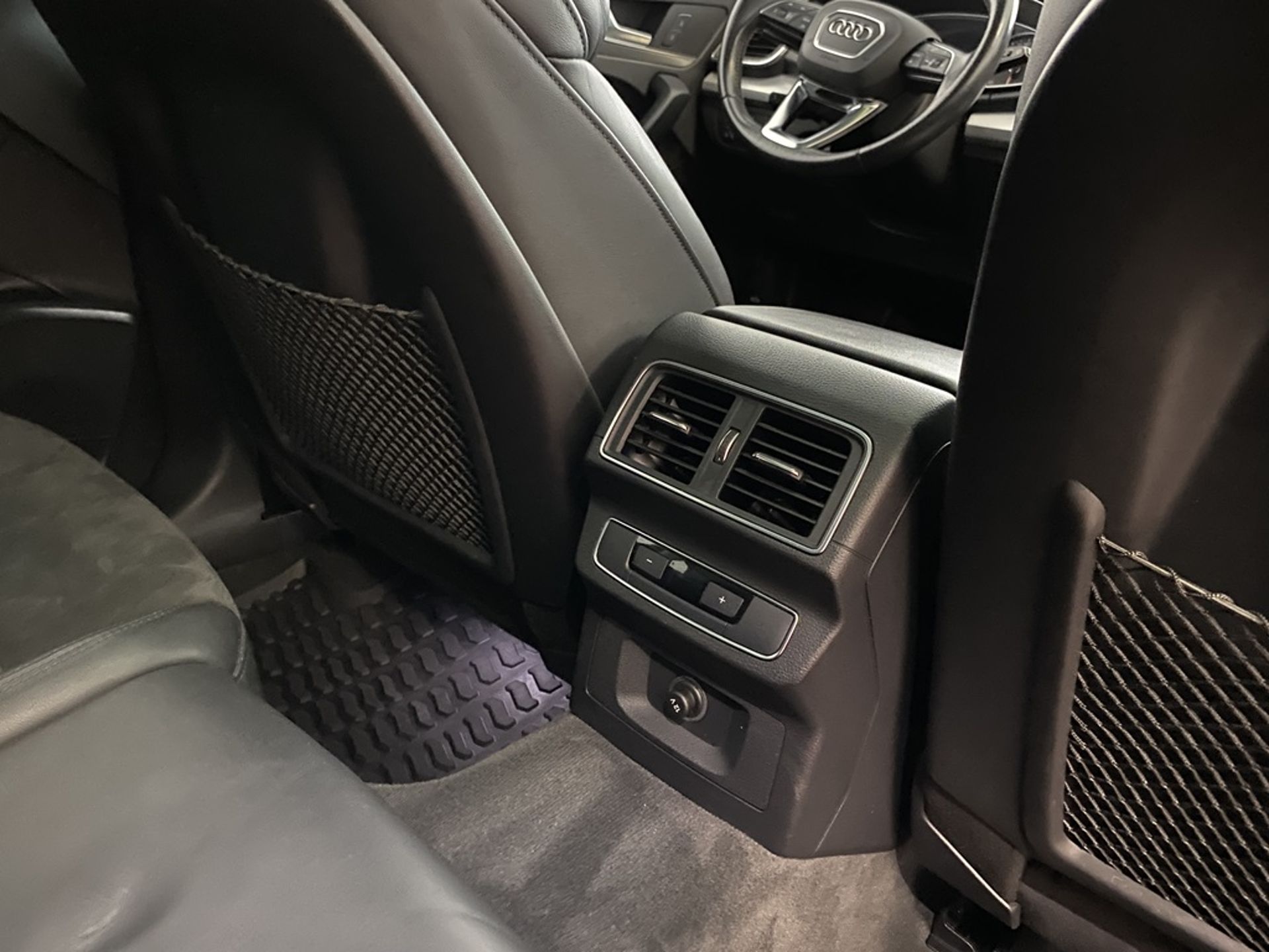 Audi Q5 40 TDI quattro 2019, photo 7/10