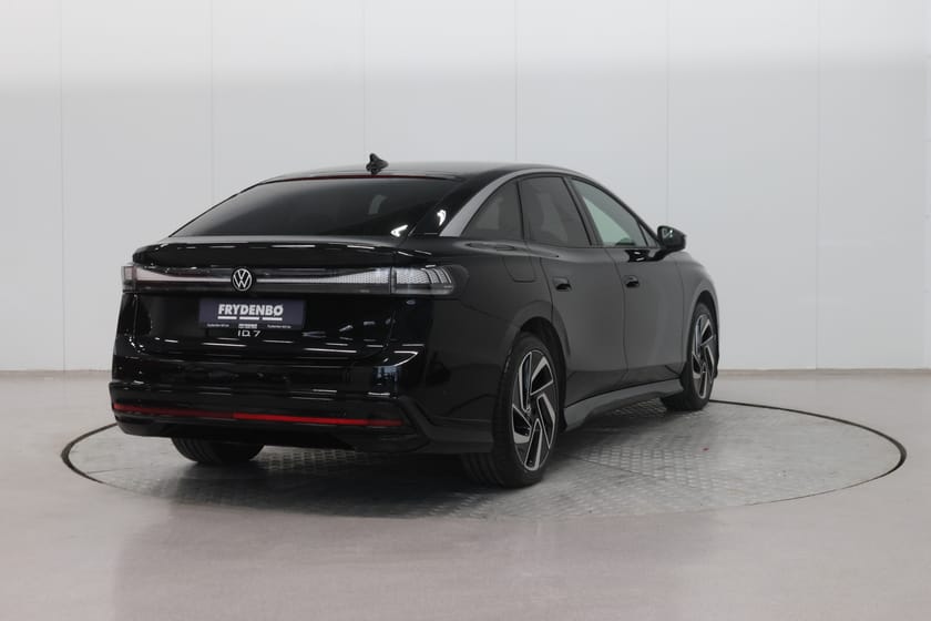 Bilde 4 av Volkswagen ID.7 Pro fb  77kwh 286hk intv2