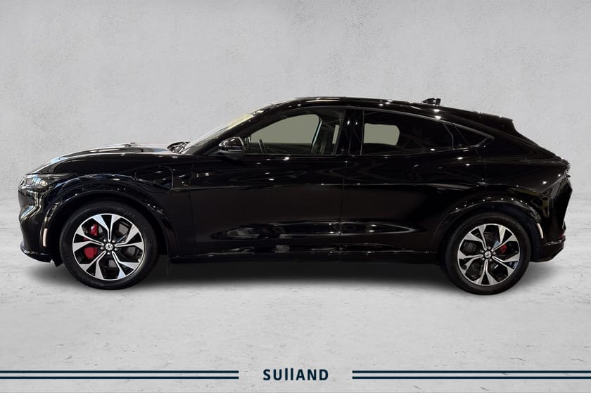 Bilde 2 av Ford Mustang Mach-E Standard Range AWD