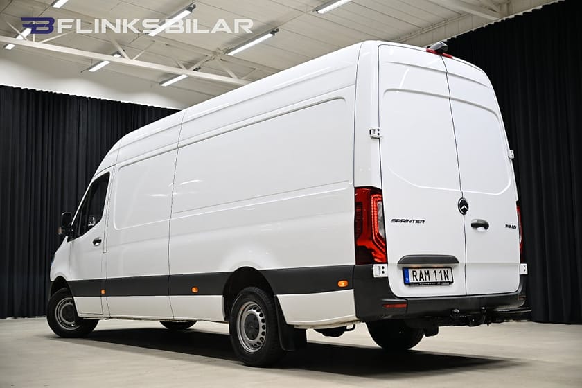 Bild 4 av Mercedes-Benz Sprinter 317 CDI RWD Panel Van 9G 17OHK L4 Maxi|Automat|LED|Drag|Värmare|Moms