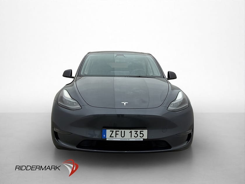 Bild 3 av Tesla Model Y Long Range AWD Autopilot Pano En-Brukare MOMS