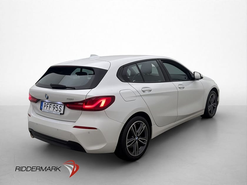 Bild 5 av BMW 118i 118 Sport line M Sport-Ratt Cockpit Navi Sensorer
