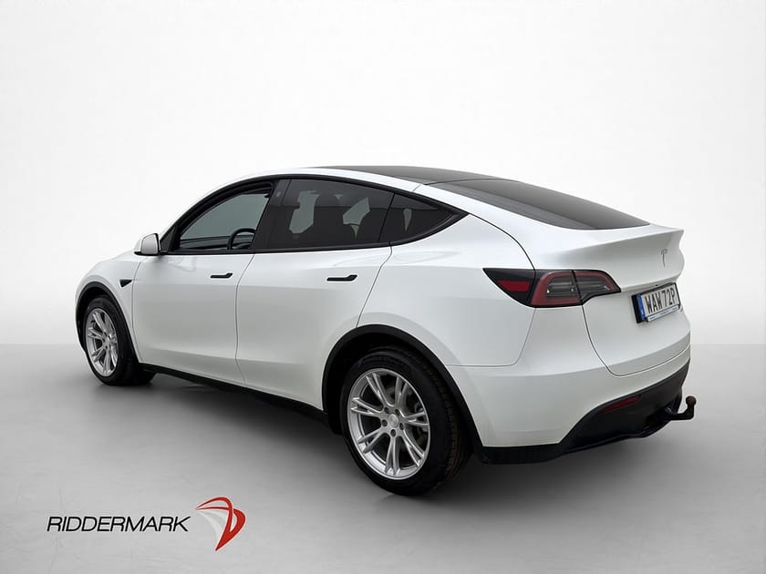 Bild 5 av Tesla Model Y Long Range AWD Dragkrok Svensksåld MOMS