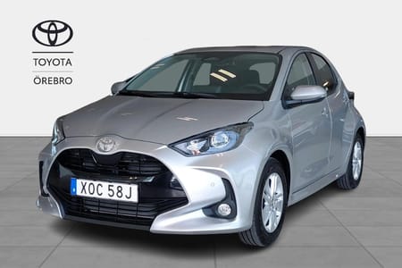 Toyota Yaris Hybrid 115 Active Komfortpaket P-sensorer V-hjul