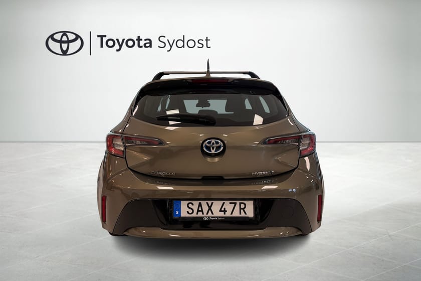 Bild 5 av Toyota Corolla Hybrid 1.8 HSD Backkamera Takräcken Adaptiv farthållare