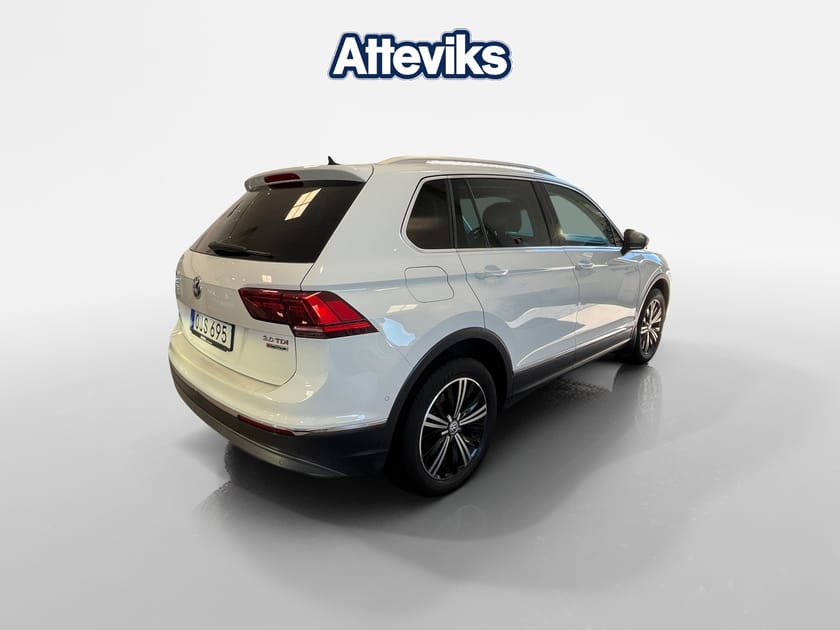 Bild 3 av Volkswagen Tiguan Highline 4M 2.0 TDI 190hk *Panorama/Drag/Backkamer