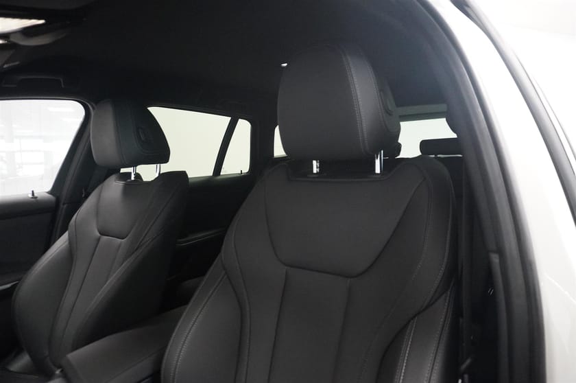 Bild 4 av BMW 330e xDrive Touring M-Sport Active Edition Aktiv Fart