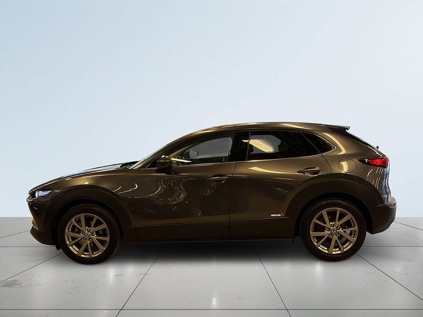 Bild 4 av Mazda CX-30 2.0 Sky+Tech AWD Kamera/BOSE-Ljud/HuD/SoV-Hjul