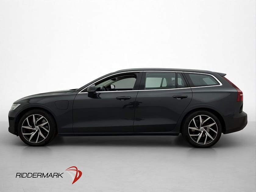 Bild 4 av Volvo V60 T6 341hk AWD Momentum Värmare VOC CarPlay Dragkrok