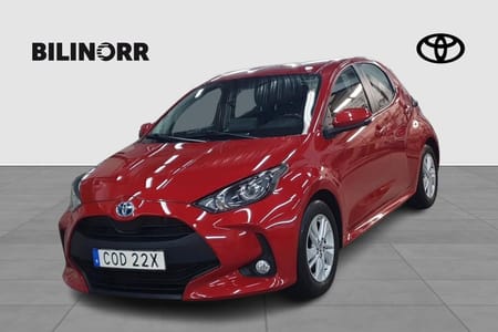 Toyota Yaris Hybrid 1,5 Active Komfortpaket | Vinterhjul | Motorvärmare |