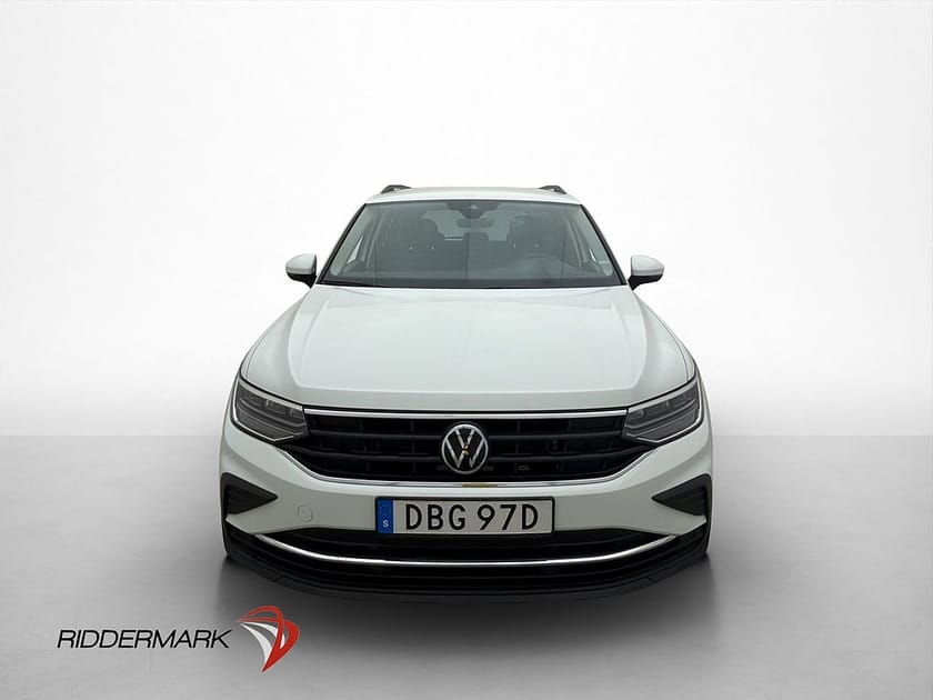 Bild 2 av Volkswagen Tiguan 1.5 TSI 150hk Base Kamera Drag CarPlay PDC