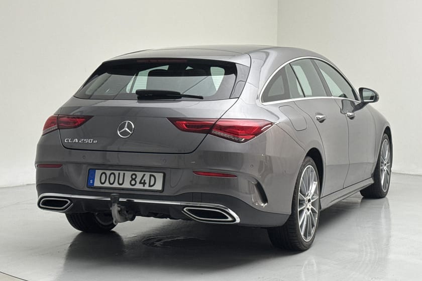 Bild 3 av Mercedes-Benz CLA 250 e Shooting Brake (218hk) AMG Line Pano