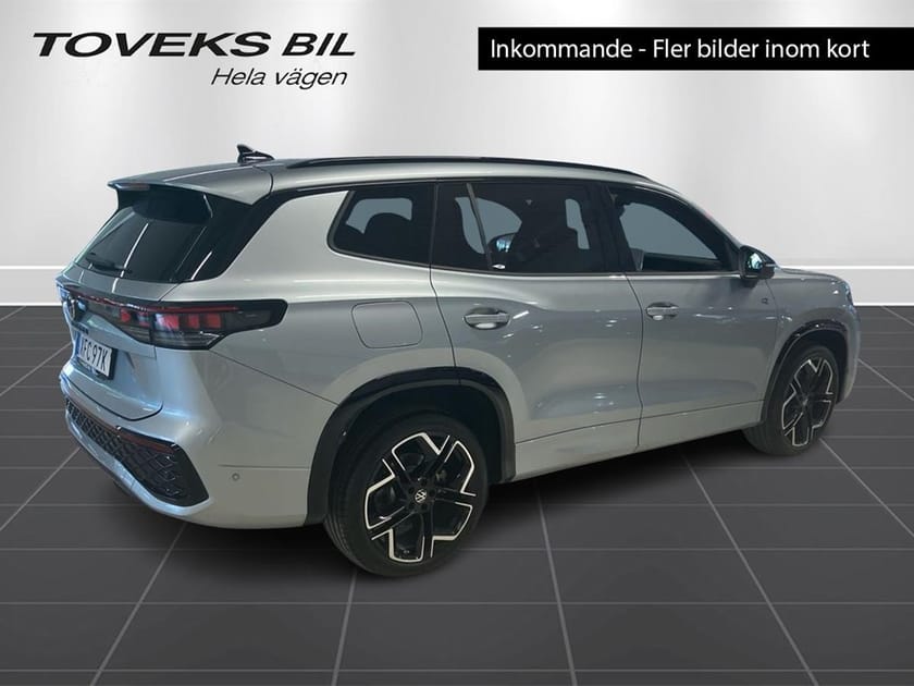 Bild 3 av Volkswagen Tayron eHybrid PB  R-LINE 1.5 272 HK) 6 VXL DSG