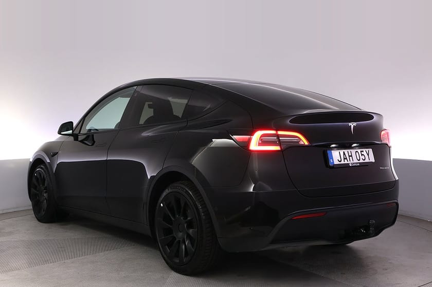 Bild 4 av Tesla Model Y Long Range AWD Autopilot 20" Pano Drag