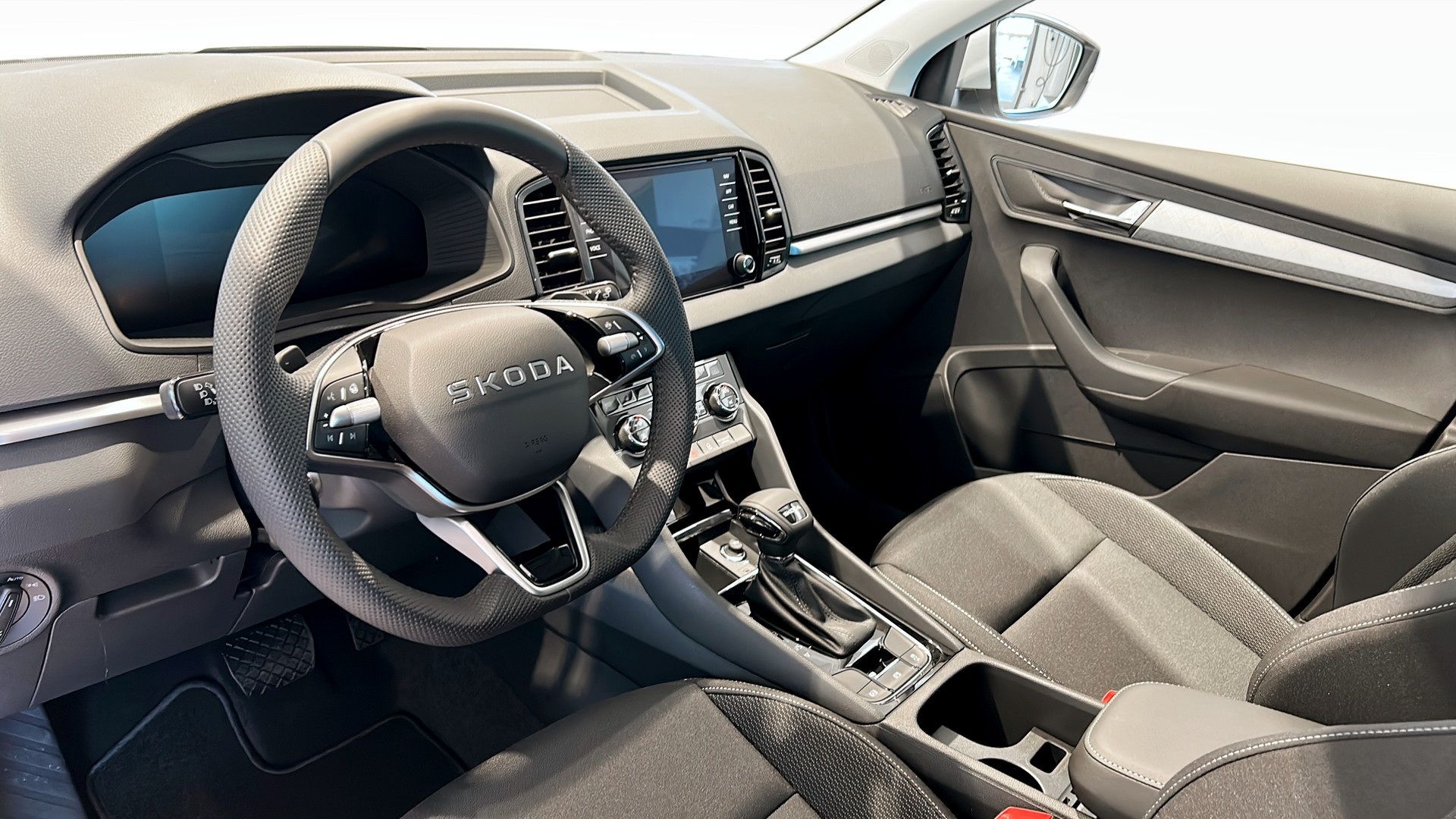 Skoda Karoq 2027, bild 7/10