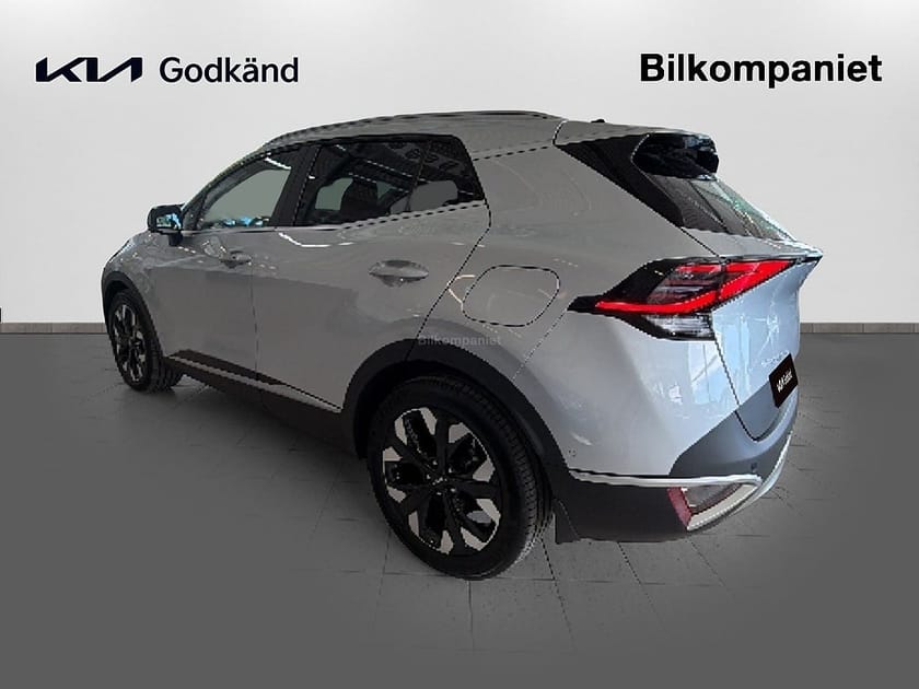Bild 5 av Kia Sportage PHEV Advance MOMS H/K-ljud SoV-däck  Värmare Kamera