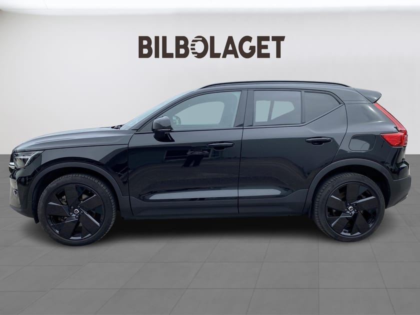 Bild 2 av Volvo EX40 Twin Motor Performance M Plus Black Edt