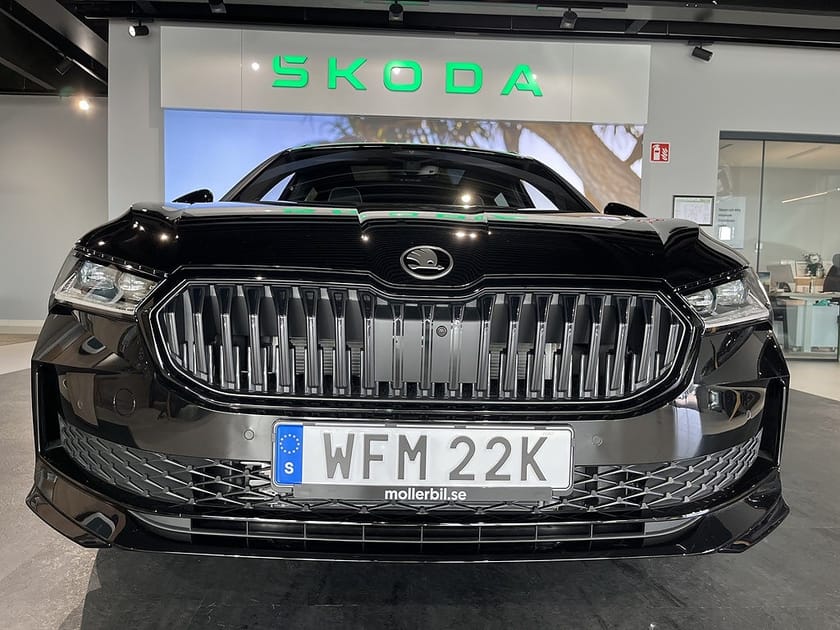 Bild 3 av Škoda Superb iV Kombi Skoda Combi Sportline 1,5 TSI 204 HK 6 VXL DSG
