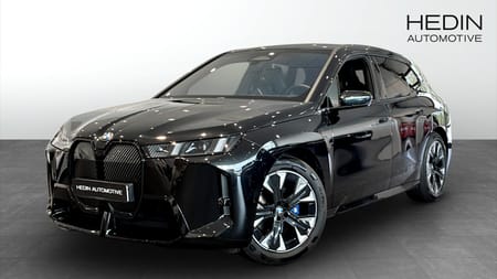 BMW iX xDrive60