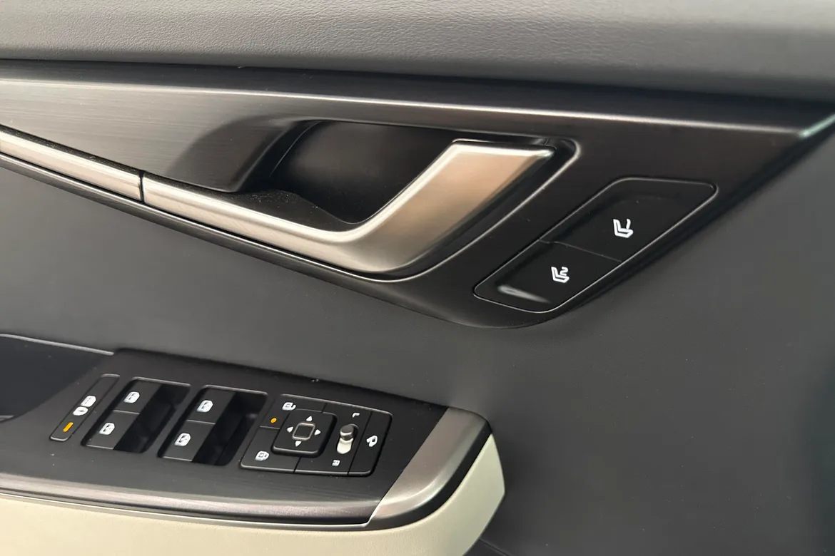 picture of a car
