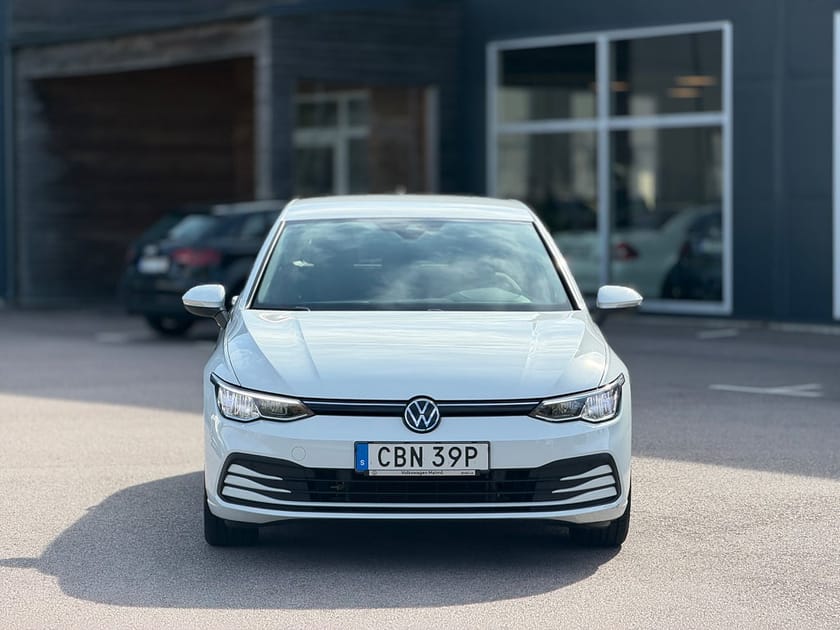 Bild 3 av Volkswagen Golf 1.0 eTSI Automat B-Kamera Rattvärme