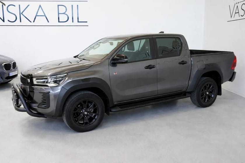 Bild 3 av Toyota Hilux Dubbelhytt 2.8 4WD GR Sport Drag/Värmare/MOMS