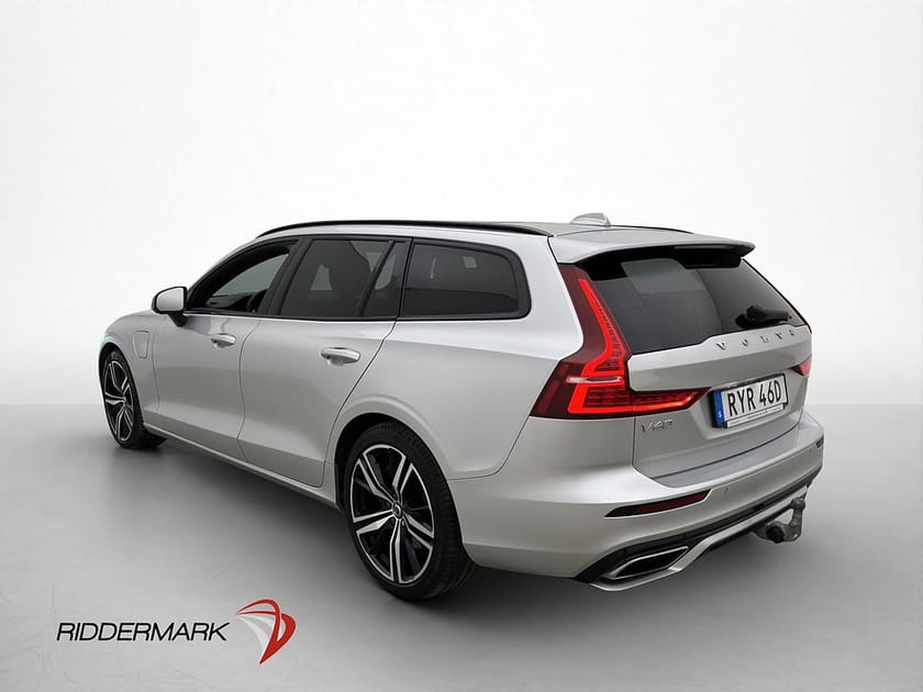 Bild 5 av Volvo V60 Recharge T8 AWD 456hk R-Design h/k Pano Drag