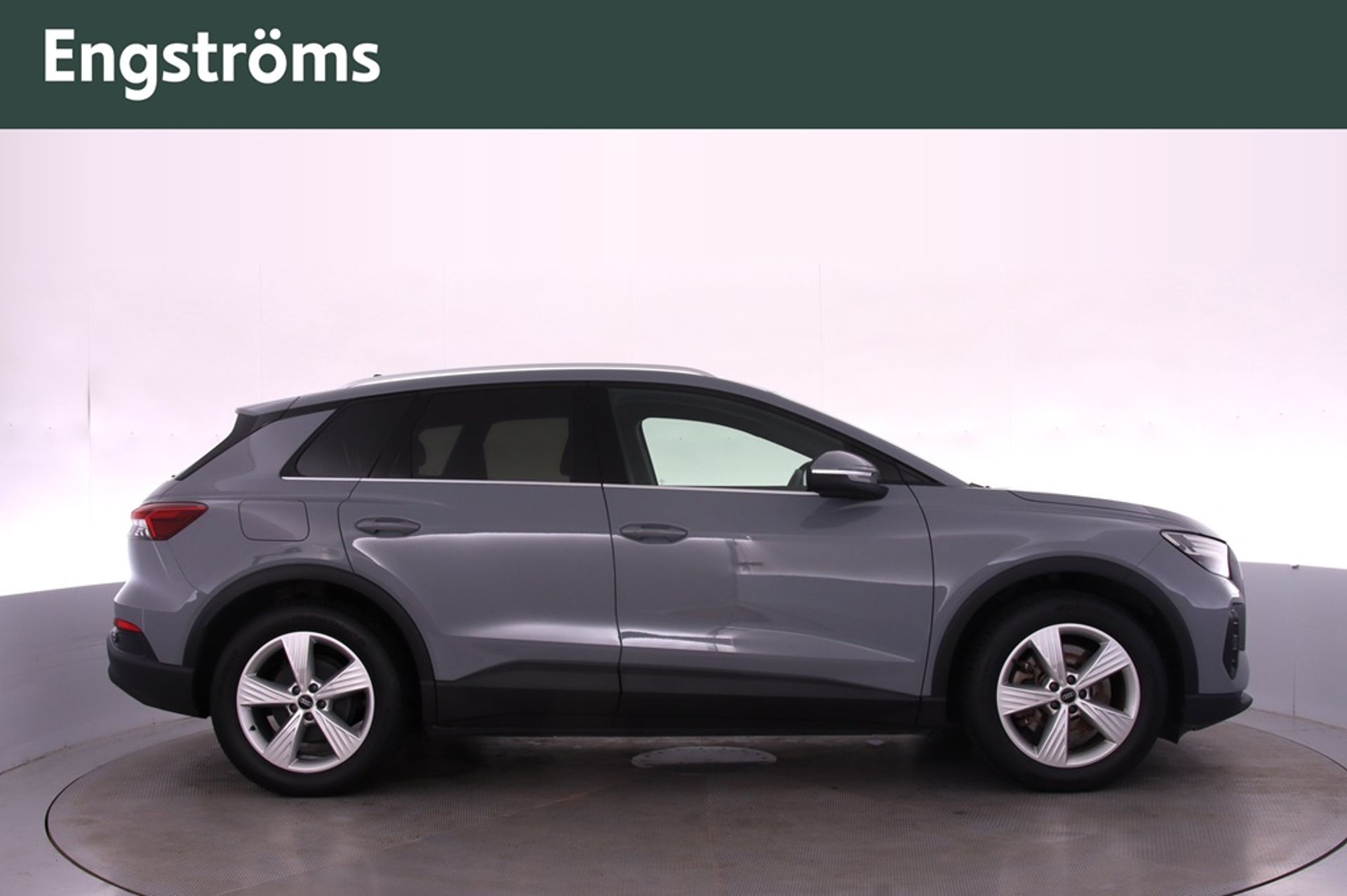 Audi Q4 e-tron 40 2023, bild 2/10