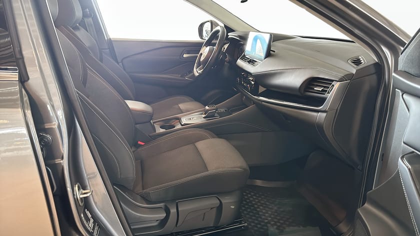 Bild 3 av Nissan Qashqai MHEV 158 XTRONIC 2WD N-CONNECTA 12.3" TFT