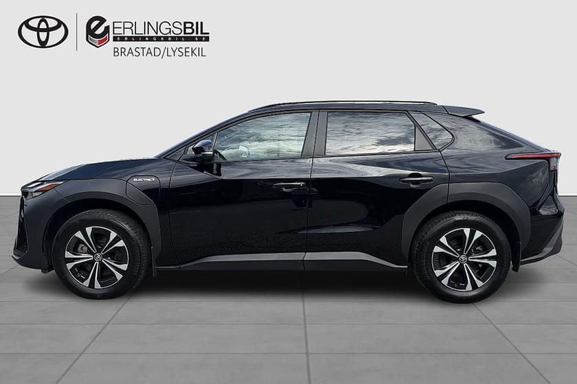 Bild 3 av Toyota bZ4X 71.4 kWh STYLE V-HJUL MOMSBIL