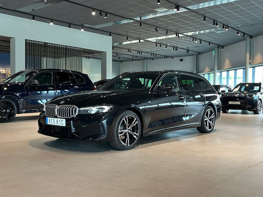 Bild 1 av BMW 320d xDrive Touring M Sport Adapt Farth Dragkrok Rattvärme