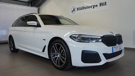 BMW 530e xDrive Touring M Sport/Drag/Läder/Rattvärme/292HK