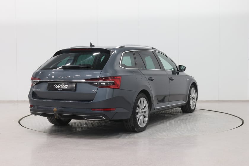 Bilde 4 av Škoda Superb iV Combi 1.4l 218hk L&K,Canton,R.kam,FJS Webasto,Virtuel,ACC+