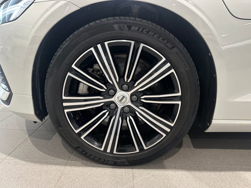 Bild 3 av Volvo V60 Recharge T6 II Inscr Expression / Dragkrok / Backkamera /