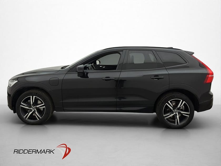 Bild 4 av Volvo XC60 T6 AWD 341hk R-Design Pano H/K Kamera Drag