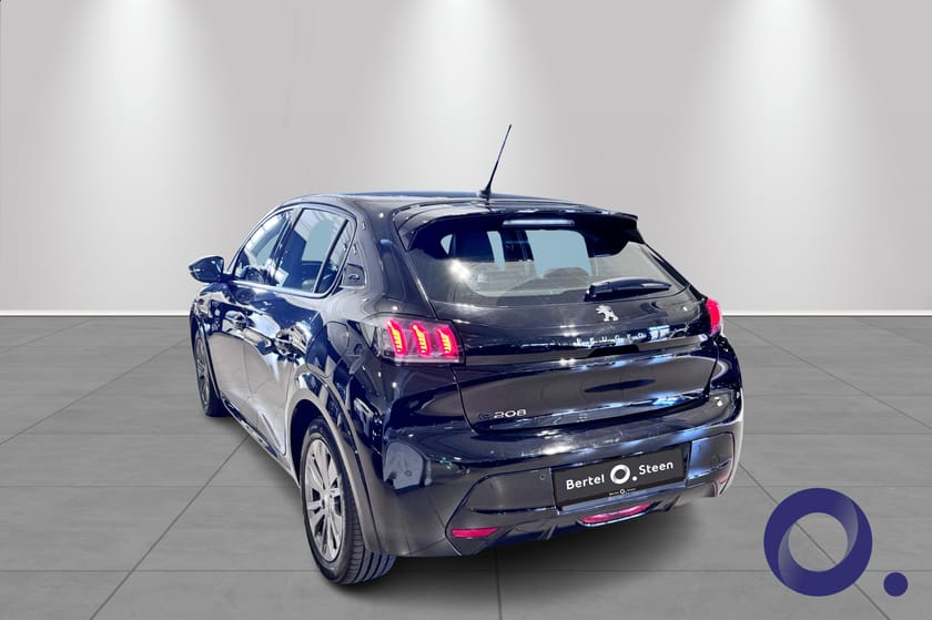 Bilde 4 av Peugeot e-208 Allure 136 hk / RYGGEKAMERA / ++ /