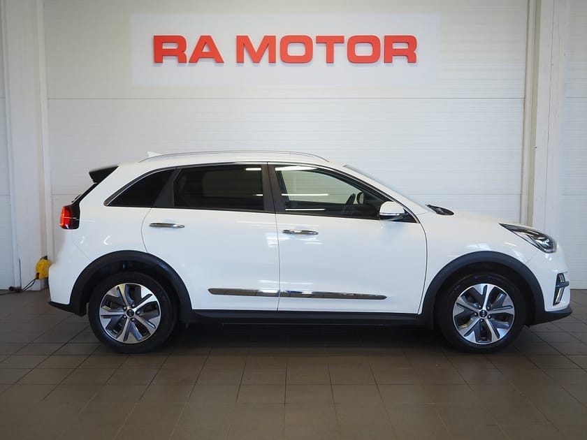 Bild 4 av Kia e-Niro e- 64 kWh Advance Plus Tech Taklucka JBL Navi Läder