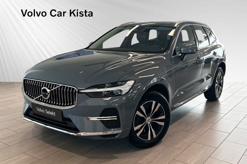 Bild 1 av Volvo XC60 Recharge T6 Core Bright Läder Pano B-Kamera