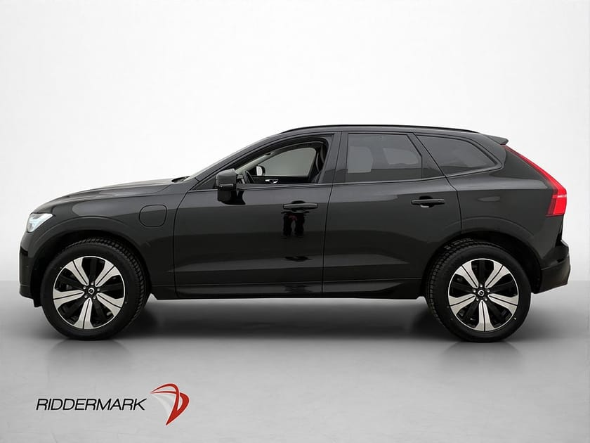 Bild 5 av Volvo XC60 Recharge AWD Plus Dark Pano H/K Värmare 360° Drag