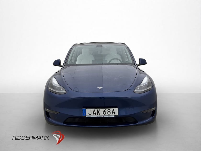 Bild 3 av Tesla Model Y Performance AWD  Drag Pano Ljus-Interiör MOMS