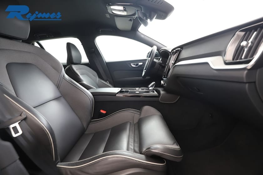 Bild 5 av Volvo V60 T6 Plus Dark Edition
