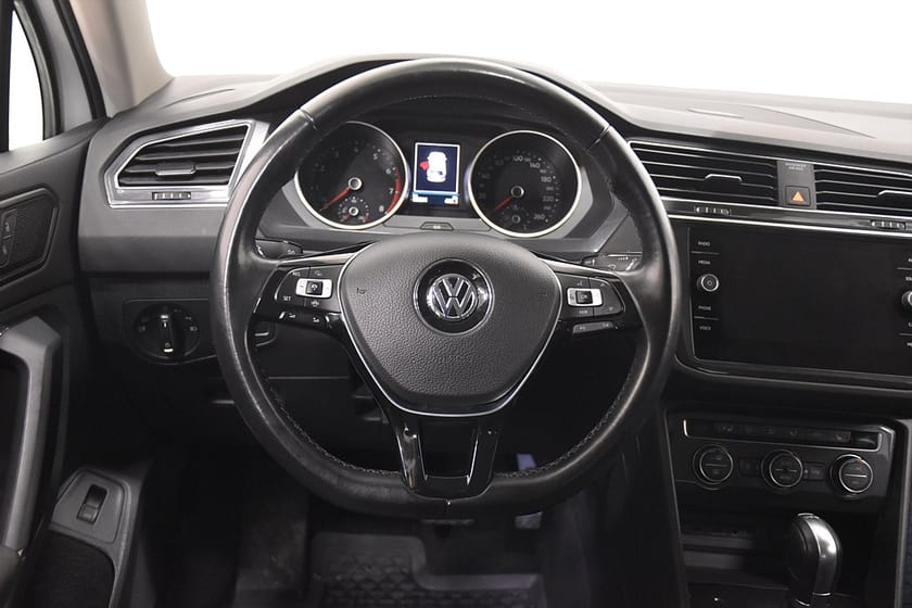 Bild 2 av Volkswagen Tiguan 2.0 4Motion P-värm Rattv AdaptivF B-kam Dragkrok