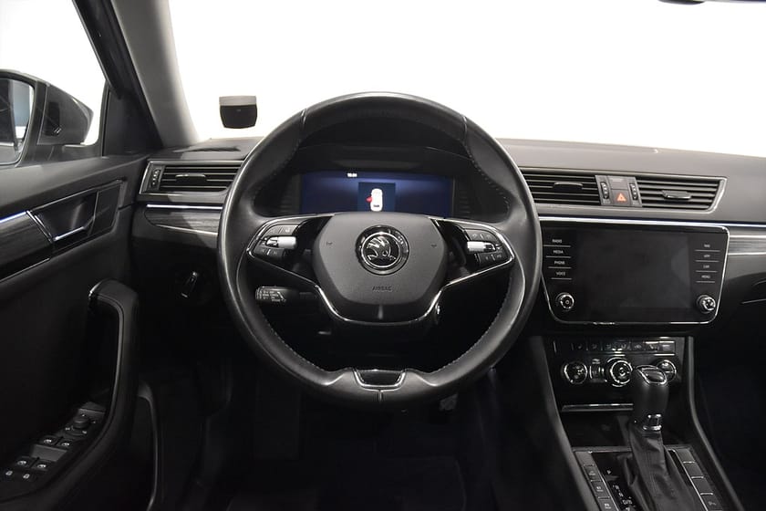 Bild 2 av Škoda Superb iV Kombi