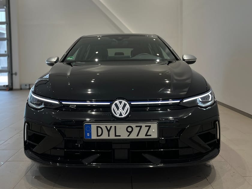 Bild 2 av Volkswagen Golf R 4M 333HK DSG Drag B-kamera