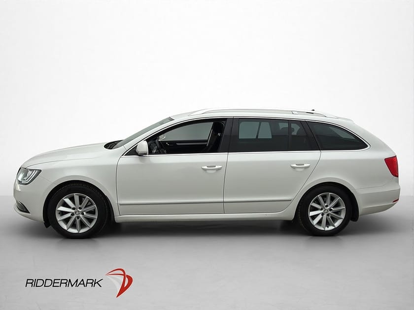 Bild 4 av Škoda Superb Kombi Skoda 1.6 TDI 105hk Elegance Värmare Sensorer Drag