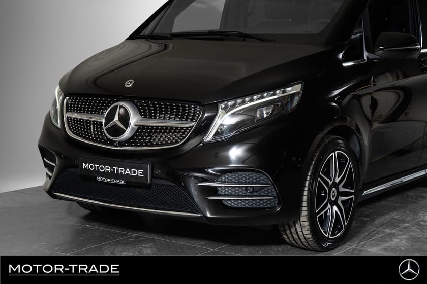 Bilde 3 av Mercedes-Benz V 300d 4MATIC 3.2t AMG 7-seter 237hk AMG | KROK | LUGANO-SKINN