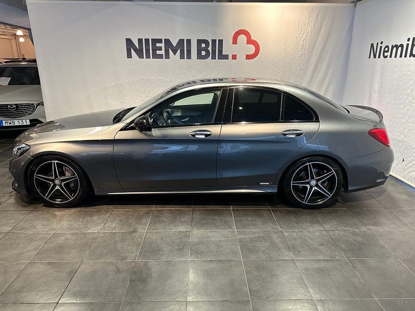 Bild 5 av Mercedes-Benz C 300 7G-Tronic AMG Premium Burmester/360/MoK