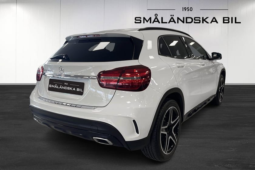 Bild 4 av Mercedes-Benz GLA 180 7G-DCT AMG Line V-hjul