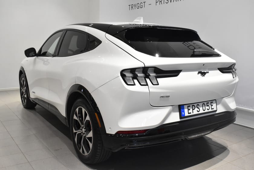 Bild 3 av Ford Mustang Mach-E Standard Range AWD SR 269hk Teknikpaket | 360" | B&O |